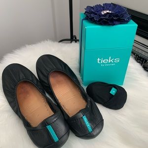 Tieks Matte Black
